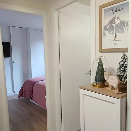 Apartment La Taniere Du Goupil T2 Bis 2 A 6 Personnes Cauterets