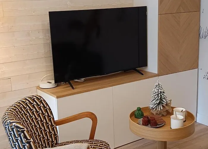 La Taniere Du Goupil T2 Bis 2 A 6 Personnes アパート *